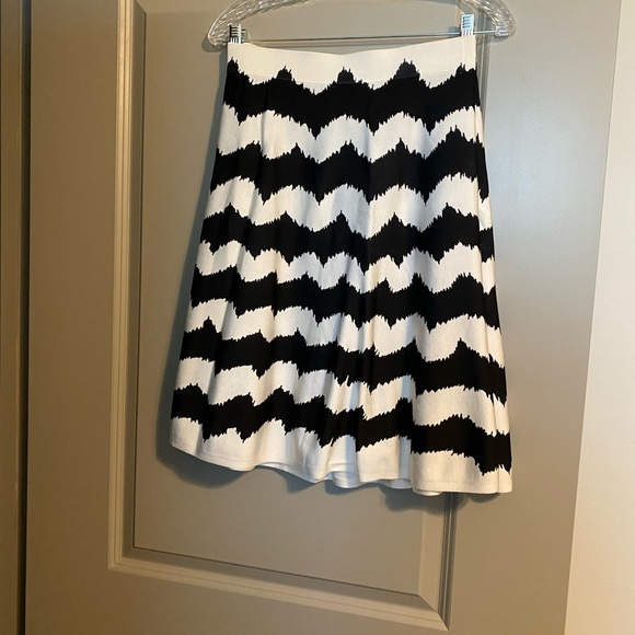 Two Piece Set - Picture 2 of 5